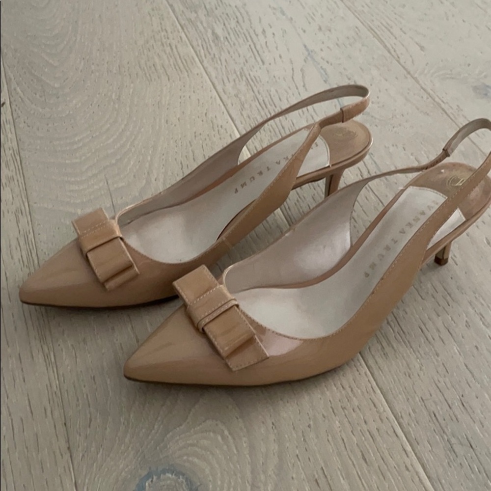 Ivanka Trump Patent Heels with bow 9.5